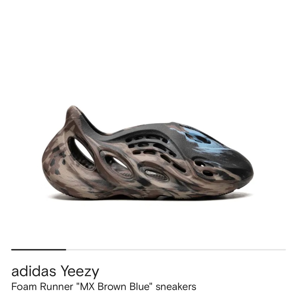 YZY Foam RNR in Blue and Black